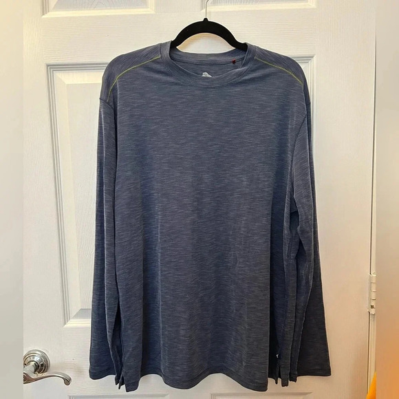 ! Tommy Bahama men's Activewear Pullover Crew Neck Sweatshirt Ocean Deep… - Picture 1 of 4